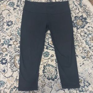 crop leggings